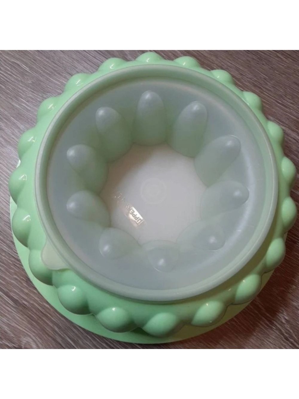 Vintage Tupperware Mint Green Jello Mold Dessert Mold MCM - Picture 4 of 5